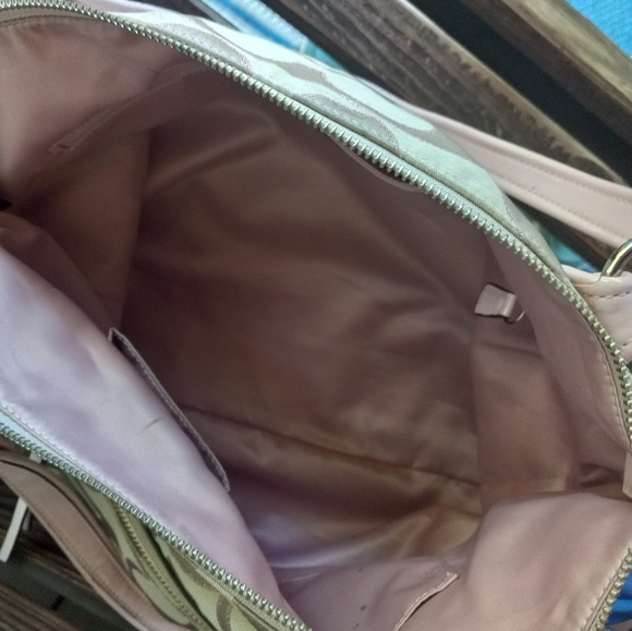 Coach Poppy Handbag - Picture 7 of 10